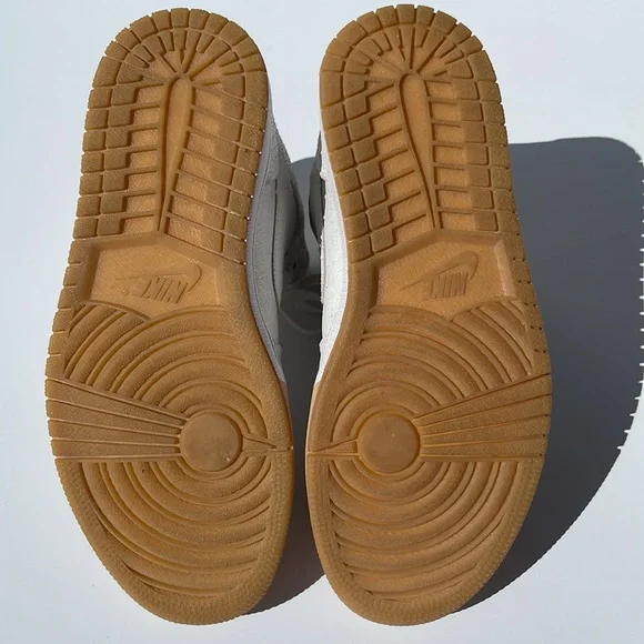 Dipped Retro Air Jordan 1 high top lustre white leather with tan toe & gold logo - Picture 9 of 10